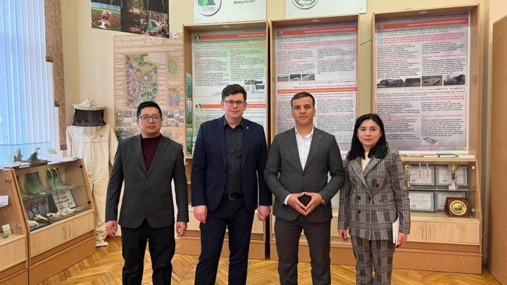 Специалисты Научно-исследовательского института лесного хозяйства Республики Узбекистан на стажировке в БГТУ